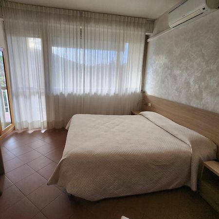 Albergo Nyers Perugia Exteriör bild