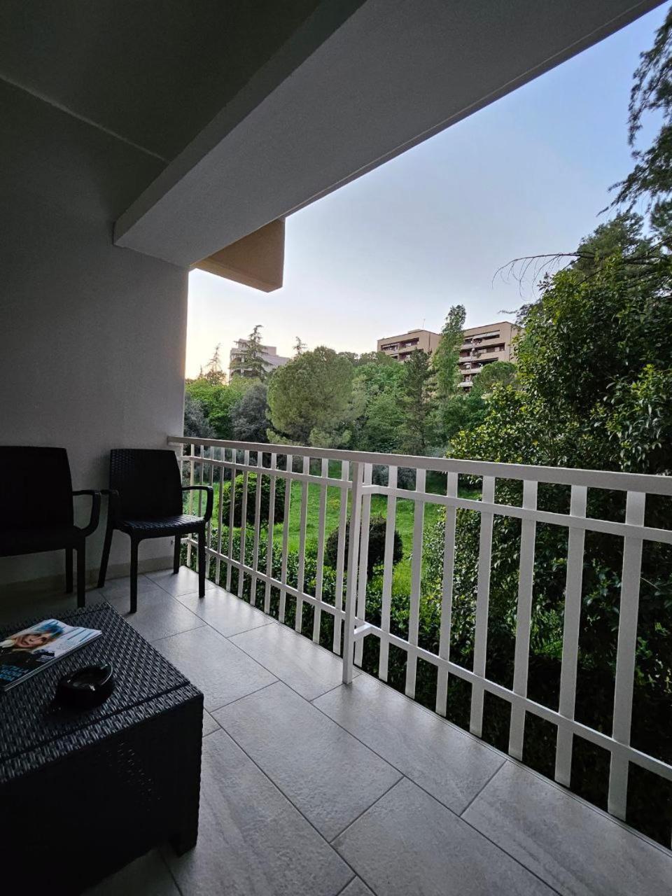Albergo Nyers Perugia Exteriör bild