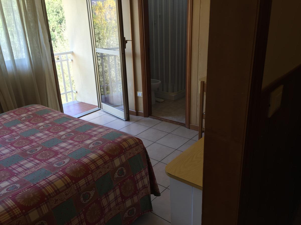 Albergo Nyers Perugia Exteriör bild