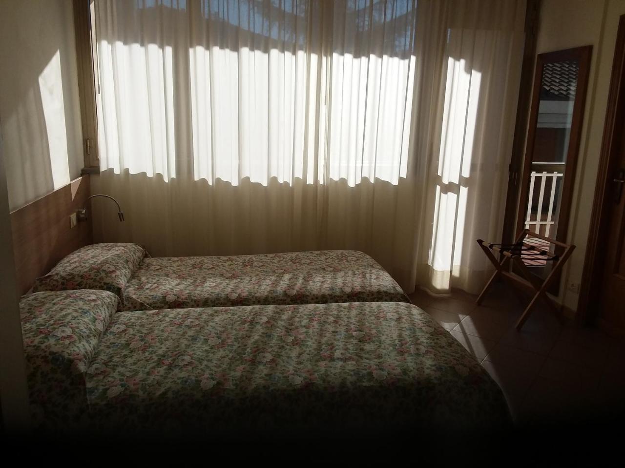 Albergo Nyers Perugia Exteriör bild