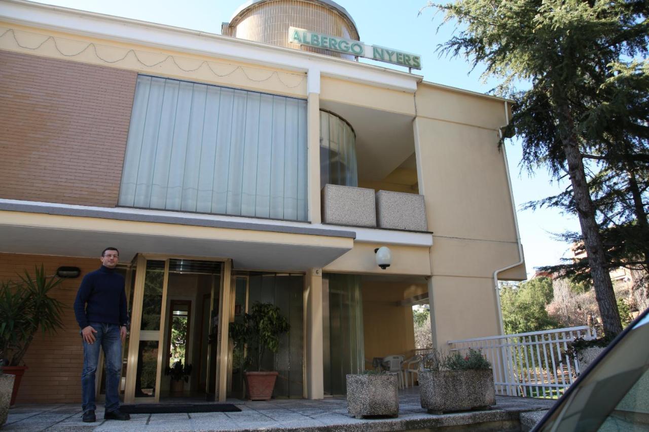 Albergo Nyers Perugia Rum bild